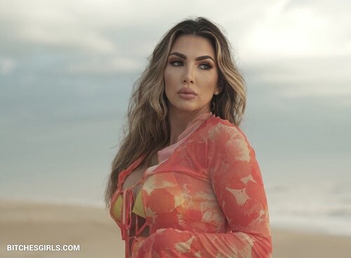 71526892635850989136972071960939359501 thumbnail