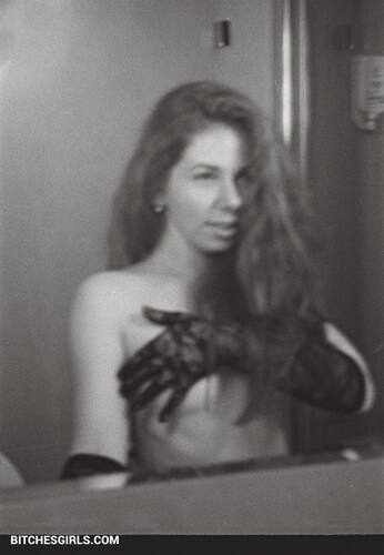 123361741461389605871503116930813782725 thumbnail