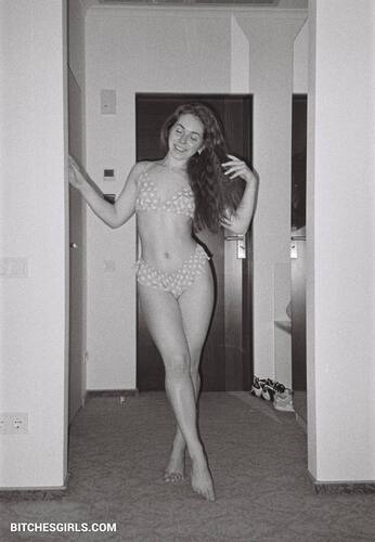 124538383866708072657617896110186053456 thumbnail