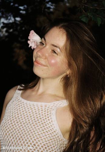 296053439076188545242688988677179281431 thumbnail