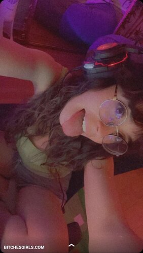 252692281252845278204464201848608829255 thumbnail