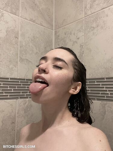 317687989447695653138913216956821811953 thumbnail