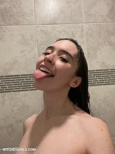 71778900807267599411018571938957358825 thumbnail