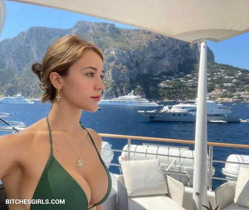 326787152634350558362518116541590278956 thumbnail