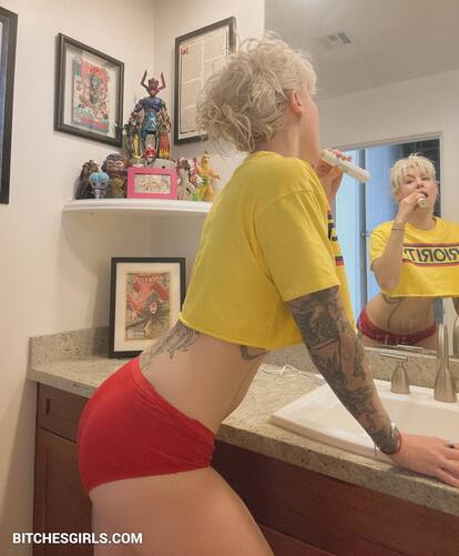 Cbg19 Instagram Sexy Influencer - Comic Patreon Leaked Naked Video