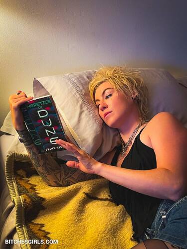 23633501078443660084054793009824565056 thumbnail