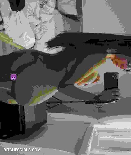 212476962081676472720991893221577076467 thumbnail