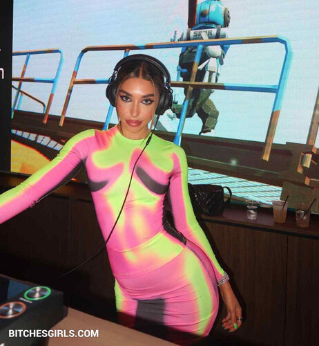 309011008752813823666550546895324348354 thumbnail