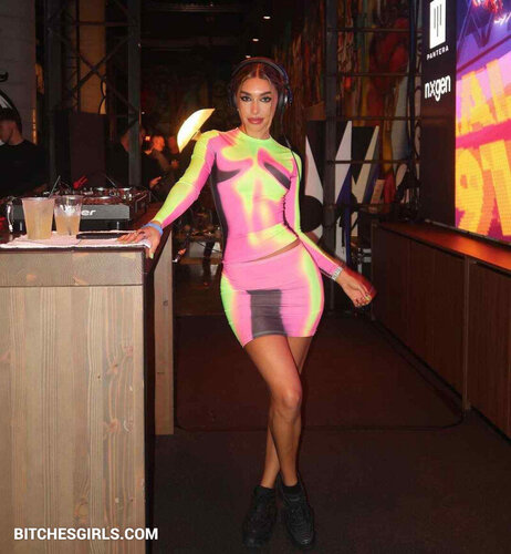 73017002342709159880177913822305308067 thumbnail