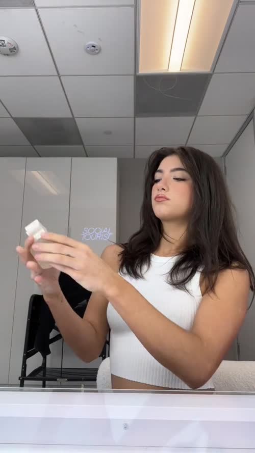 167423653701511048214699786306602835638 thumbnail