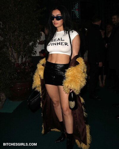 183289949542523842504597131135889766635 thumbnail