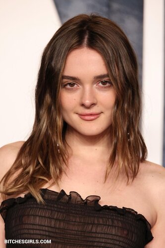 202926234843400635069562645455038484695 thumbnail