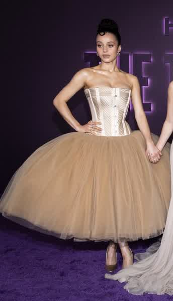 bef5852e34964f449fc6aa23926281f76ce59140c6629e56837451417c7ce1db thumbnail