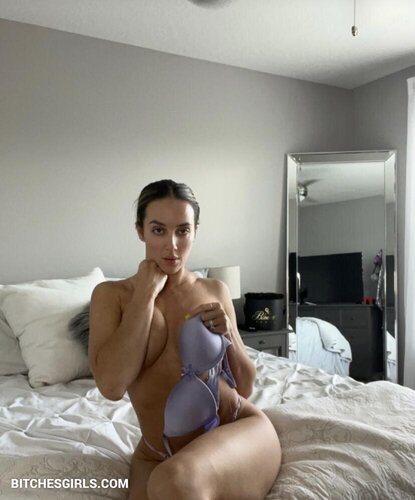 312155684754210364891849173349882929977 thumbnail