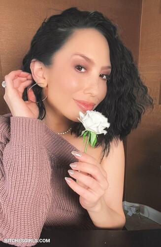 118413560053327011823304998542817301933 thumbnail