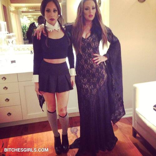 128712764452890453004647656520487244278 thumbnail