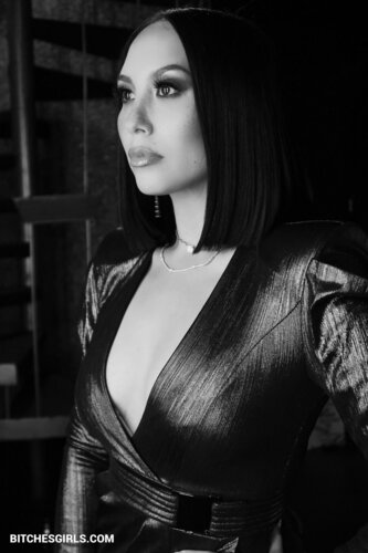 148791957113155484048348411679472859574 thumbnail