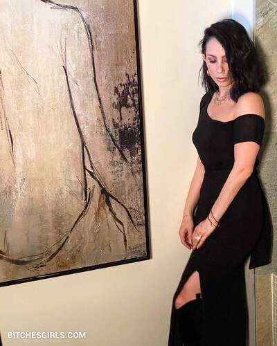 76198305172341093788814528062465161808 thumbnail