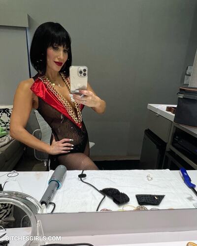 162309207295727994764851911674615013754 thumbnail