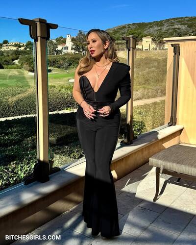 170112906824366970452021762435672437392 thumbnail