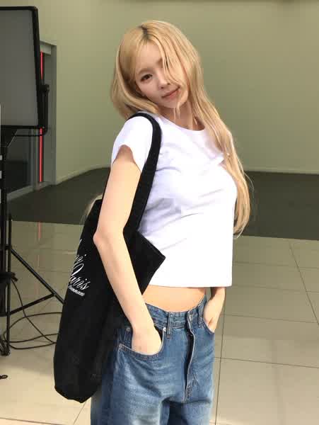 6e6e97b471320754bbe857019b5a3ea53ab01b42d784283c9c420fa3a3ca3bb6 thumbnail