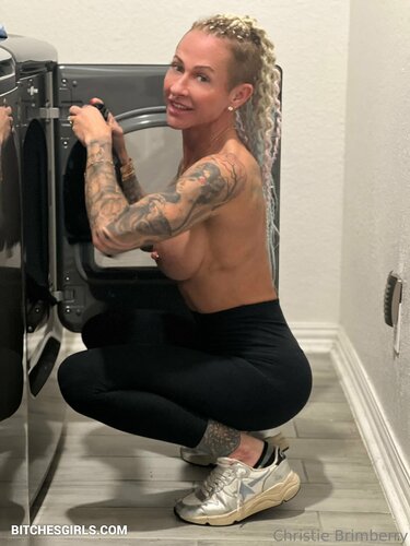 174190217963714501073576571193732764976 thumbnail