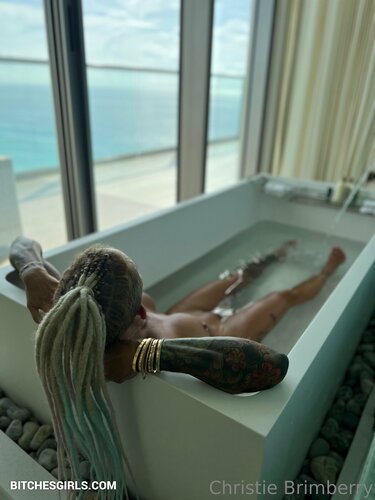 227991213686583447335675043117535098972 thumbnail