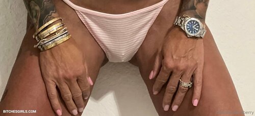 158210399321654008585969673409741477012 thumbnail