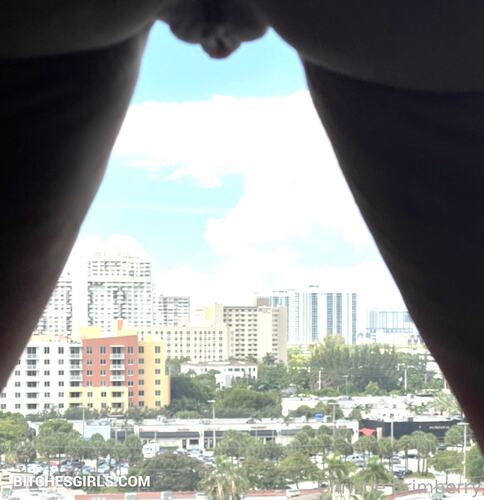 17973733702348224562096607736092278854 thumbnail