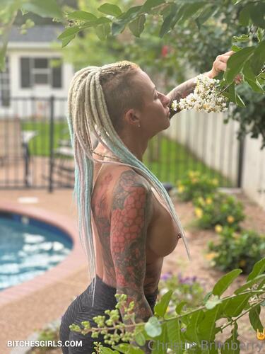 69852373658412483260375348333640745611 thumbnail