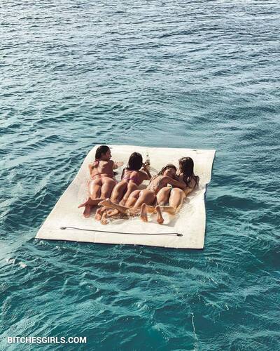 220612868939986971617701309055059321948 thumbnail