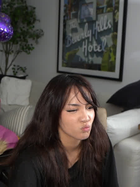 85872f60f3537c8ee7a722c4b47d625293b0916684c01a467e24909d3d96d7eb thumbnail