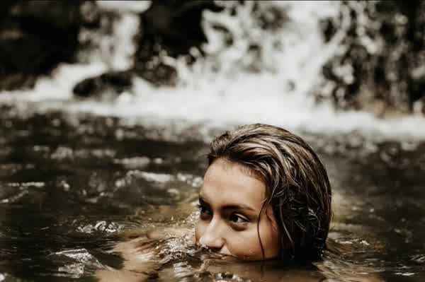 8ead213ac6e51c45a2d3fc28a0bbc65ff9bfa544ad1056608c71f1e9c8e1d9b6 thumbnail