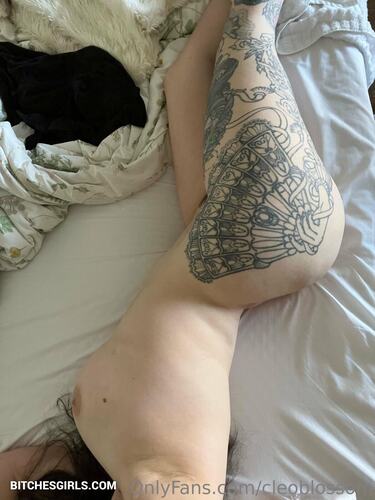 176413914911664864017764392593670194506 thumbnail