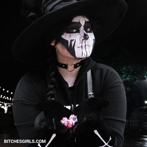 51545095389896568652689905167152099780 thumbnail