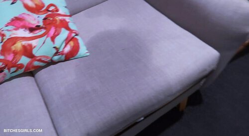 234115845140361575030842904927292440275 thumbnail