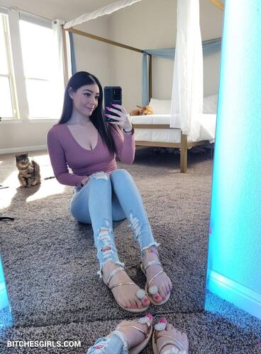 192644686441731956611654898168076007390 thumbnail