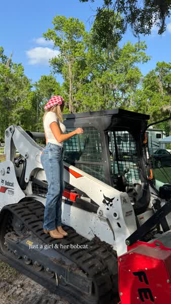 fa98b2b124611f73f66cae159d7be74cc4abd0ea2e92ccb6b3b978d52644b454 thumbnail