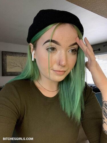 258232923692002044776319126086786160181 thumbnail