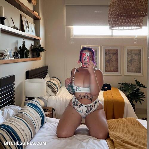 293436376208867680527519811303359732182 thumbnail