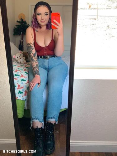 9742270653622013086525735358348596701 thumbnail