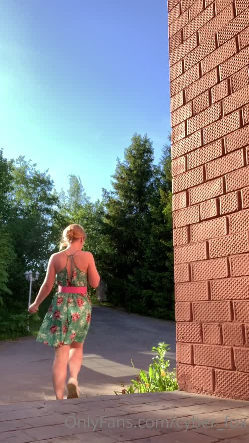 292004394620076892548869837148640833286 thumbnail