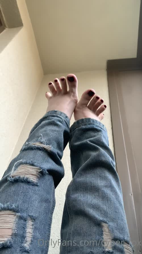 51772407835278621256640323108301038266 thumbnail