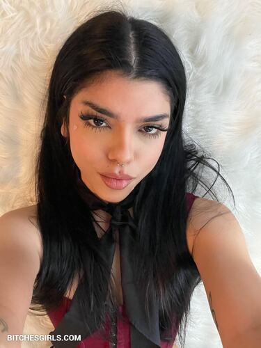 239038972186305072143768156502101987825 thumbnail