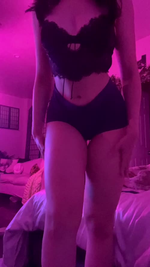 198772934905373176793188553674947603983 thumbnail