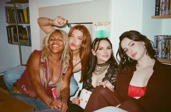 fdb2cf428953ed20d32e0288665d4799c92e960ced88f3fbb48512d8e6491bf7 thumbnail