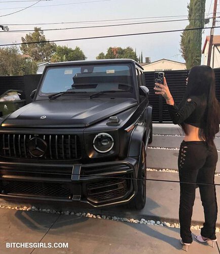 117838872650220320407242921994687478915 thumbnail