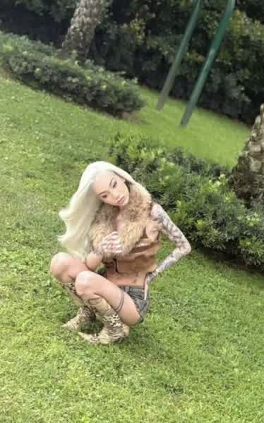 62824cb0b5f6cf4b2e9d991c55cb2816581f677f1e8c638476e49612fa2e3f6f thumbnail