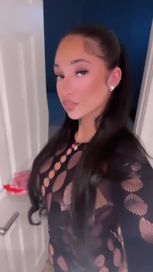 41310994392659194382217010700168852921 thumbnail