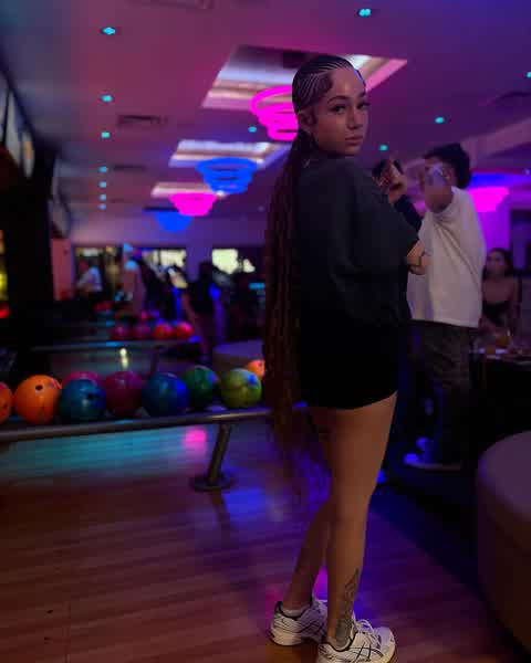 aaacc0c6e64ec56100c770263427f12f05aeb0d3b22268884e6e0653e4c0161e thumbnail